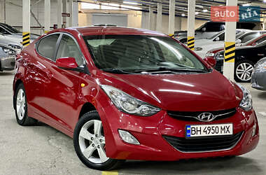 Седан Hyundai Elantra 2013 в 