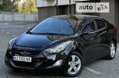 Седан Hyundai Elantra 2012 в Ивано-Франковске