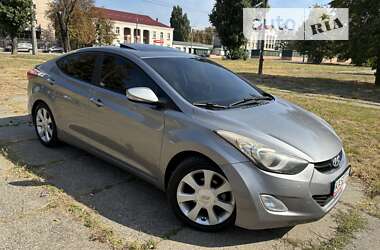 Седан Hyundai Elantra 2012 в Києві