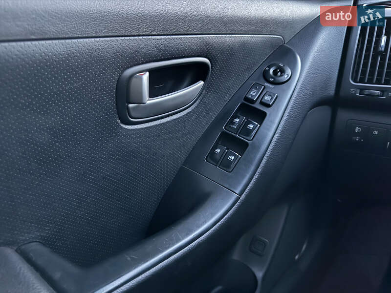 Седан Hyundai Elantra 2008 в Одесі