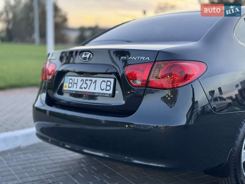 Седан Hyundai Elantra 2008 в Одесі