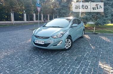 Седан Hyundai Elantra 2014 в Дніпрі