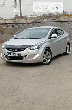 Седан Hyundai Elantra 2011 в Знаменке