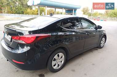 Седан Hyundai Elantra 2015 в Кременчуге