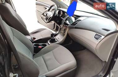 Седан Hyundai Elantra 2015 в Кременчуге