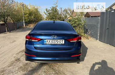 Седан Hyundai Elantra 2017 в Харкові