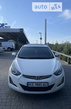 Седан Hyundai Elantra 2014 в Дніпрі