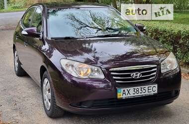 Седан Hyundai Elantra 2010 в Харкові