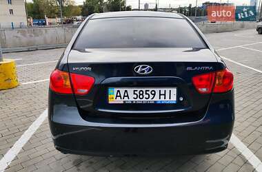Седан Hyundai Elantra 2008 в 