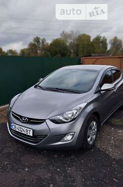 Седан Hyundai Elantra 2011 в Ічні