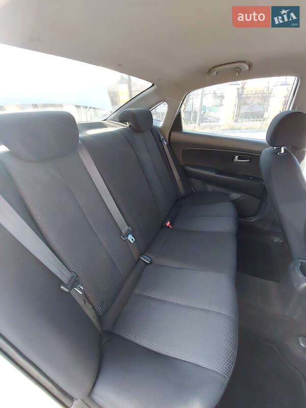 Седан Hyundai Elantra 2007 в Тульчине