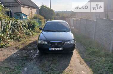 Седан Hyundai Elantra 2001 в Каменском