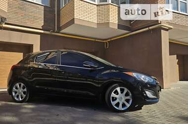 Седан Hyundai Elantra 2012 в Житомирі