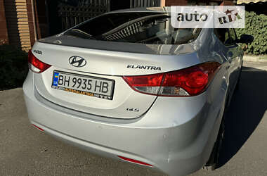 Седан Hyundai Elantra 2011 в Одессе