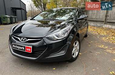 Седан Hyundai Elantra 2014 в Києві