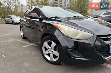 Седан Hyundai Elantra 2013 в Києві