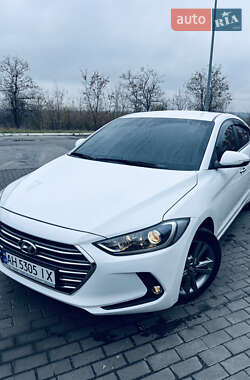 Седан Hyundai Elantra 2016 в Покровську