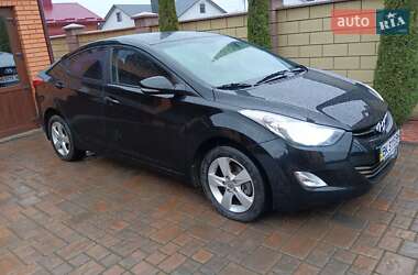 Седан Hyundai Elantra 2013 в Ровно