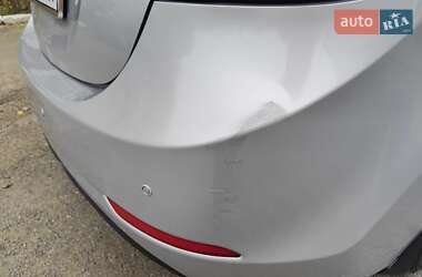 Седан Hyundai Elantra 2014 в 