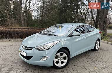 Седан Hyundai Elantra 2013 в Львове