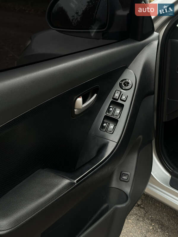 Седан Hyundai Elantra 2007 в Тульчине