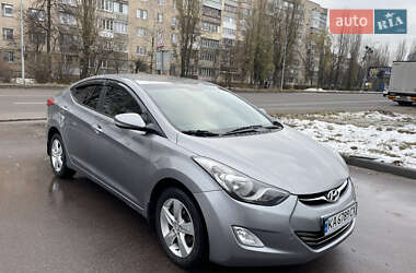 Седан Hyundai Elantra 2012 в Киеве