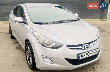 Седан Hyundai Elantra 2012 в Харькове