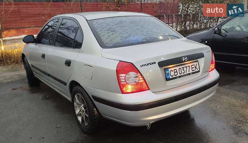 Седан Hyundai Elantra 2004 в Чернигове