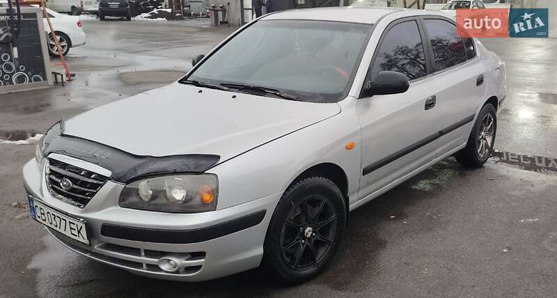 Седан Hyundai Elantra 2004 в Чернигове