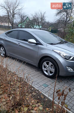 Седан Hyundai Elantra 2013 в Дніпрі