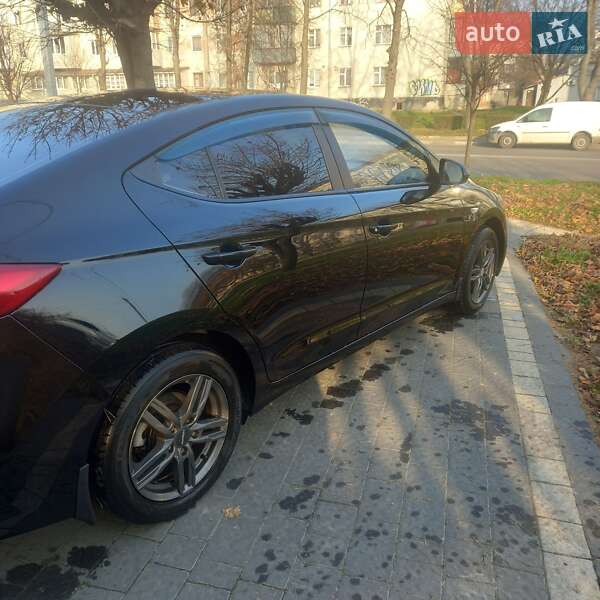 Седан Hyundai Elantra 2017 в Калуші фото 40 Седан Hyundai Elantra 2017 в Калуші