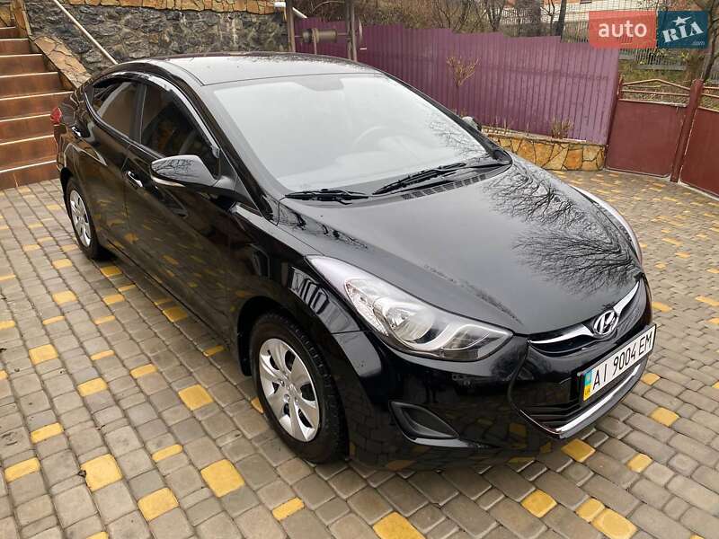 Седан Hyundai Elantra 2013 в Вінниці