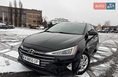 Седан Hyundai Elantra 2020 в Києві