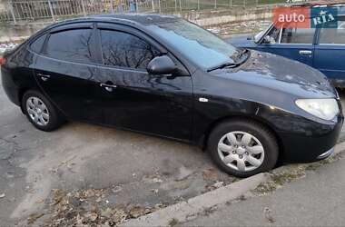 Седан Hyundai Elantra 2008 в Києві