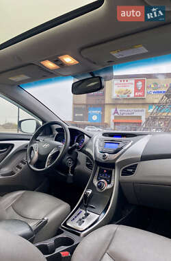 Седан Hyundai Elantra 2012 в Харькове