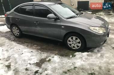 Седан Hyundai Elantra 2008 в Львові