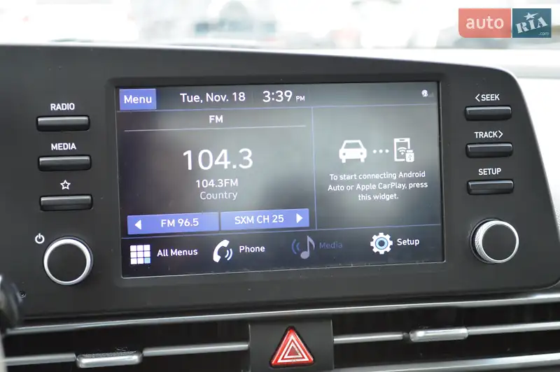 Hyundai Elantra 2021
