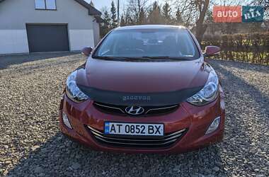 Седан Hyundai Elantra 2011 в Рожнове