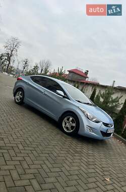 Седан Hyundai Elantra 2013 в Золочеві