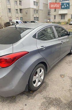 Седан Hyundai Elantra 2013 в Черкасах