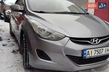 Седан Hyundai Elantra 2012 в Києві