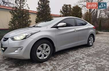 Седан Hyundai Elantra 2013 в Кам'янському