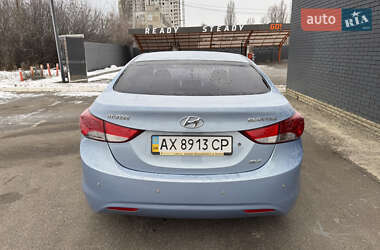 Седан Hyundai Elantra 2012 в Харкові