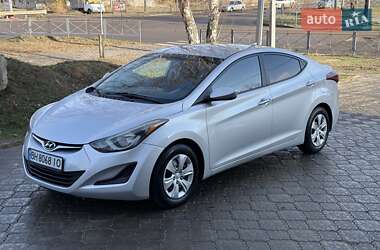 Седан Hyundai Elantra 2015 в Миколаєві