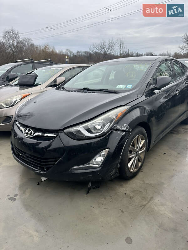 Седан Hyundai Elantra 2014 в Львове