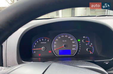 Седан Hyundai Elantra 2008 в 