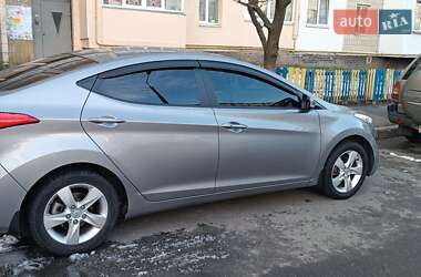 Седан Hyundai Elantra 2012 в Киеве