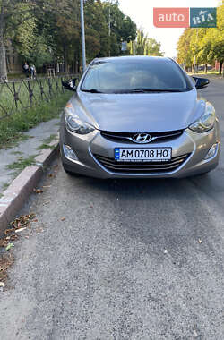 Седан Hyundai Elantra 2011 в Києві