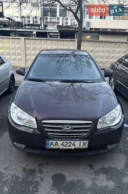 Седан Hyundai Elantra 2008 в Києві