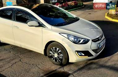 Седан Hyundai Elantra 2011 в Кривом Роге